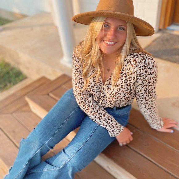 Top It Off Wide Brim Belted Hat-Dark Khaki - Picture 5 of 5